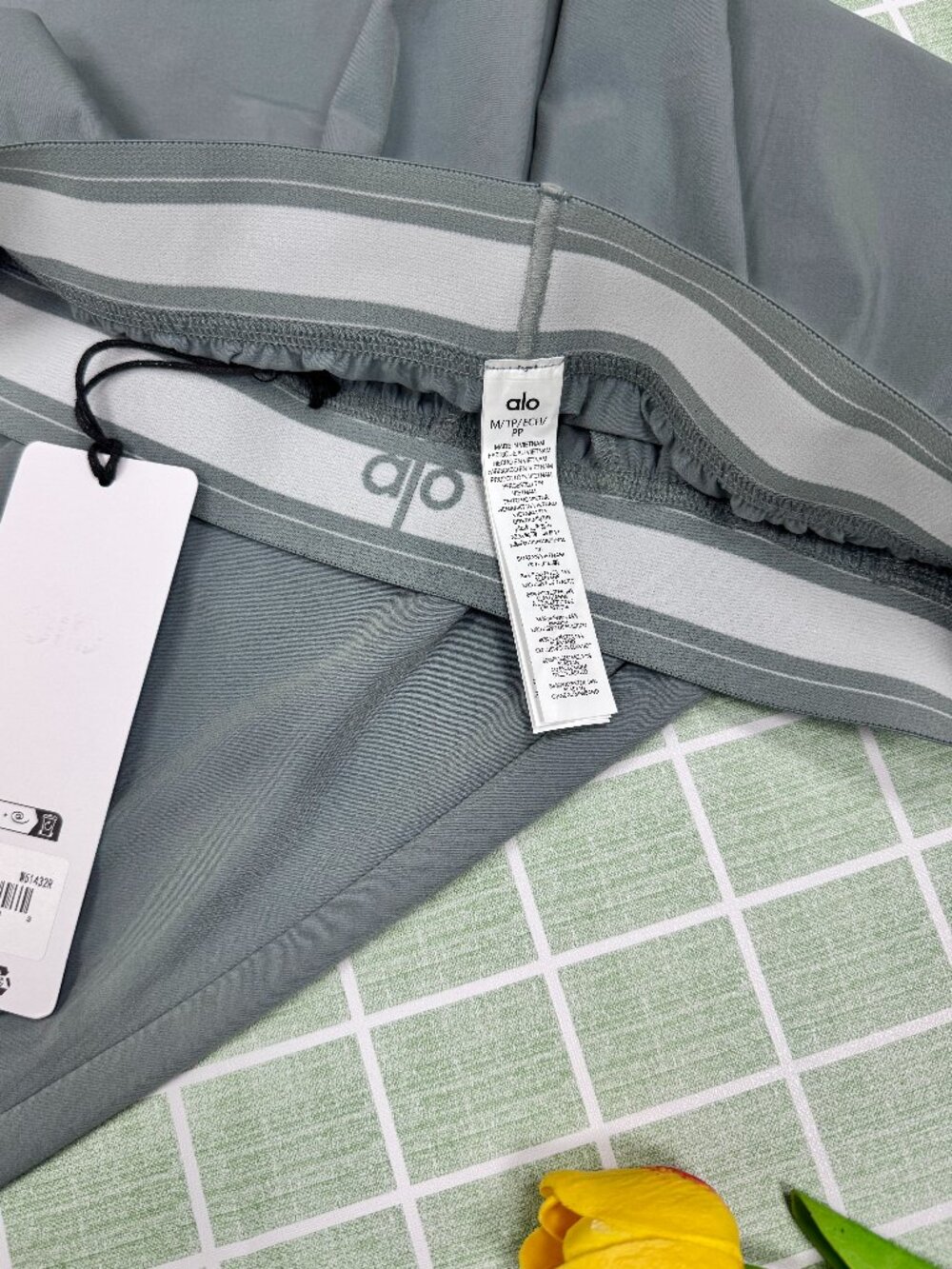 Authentic ALO Yoga Steel Grey (regular )Suit UpTrouser 👖🥰 Brand New - Picture 5 of 10